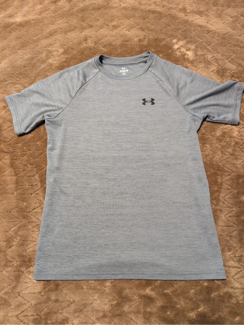 Under Armour Youth Loose Fit Gray Short Sleeve Shirt YL